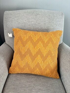 Anthropologie Textured Zigzag Throw Pillow In Maize